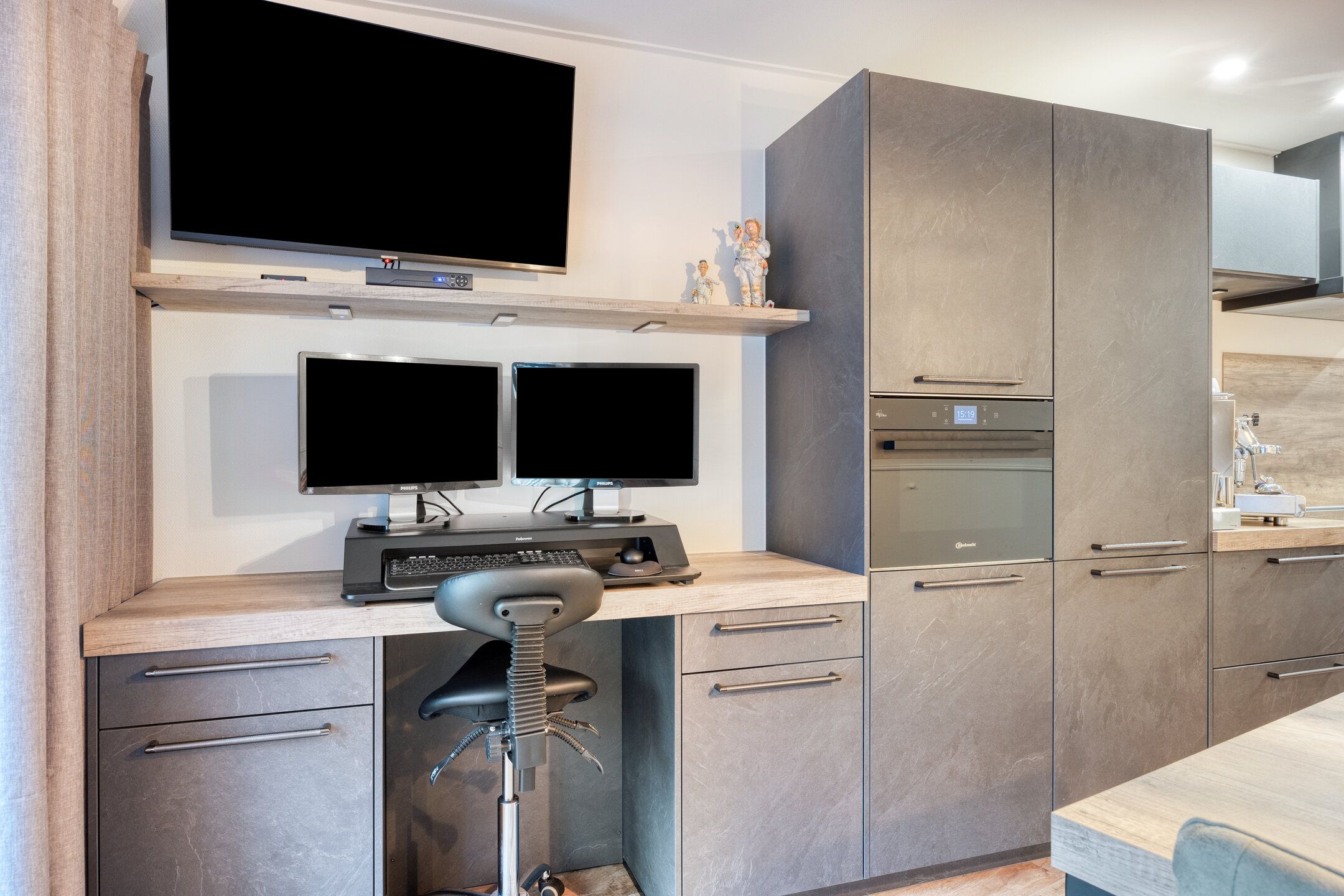 Photo 18 of Straatsburglaan 15