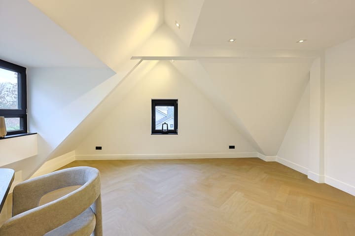 Foto 76 van Parallelweg 51