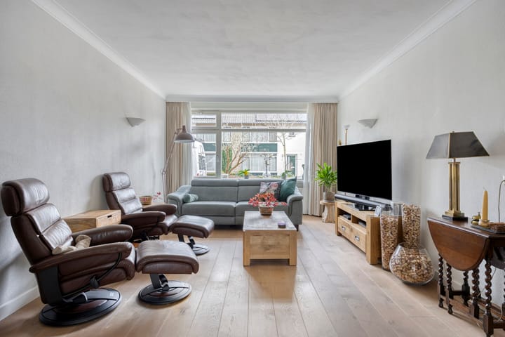 Photo 8 of Salmstraat 9