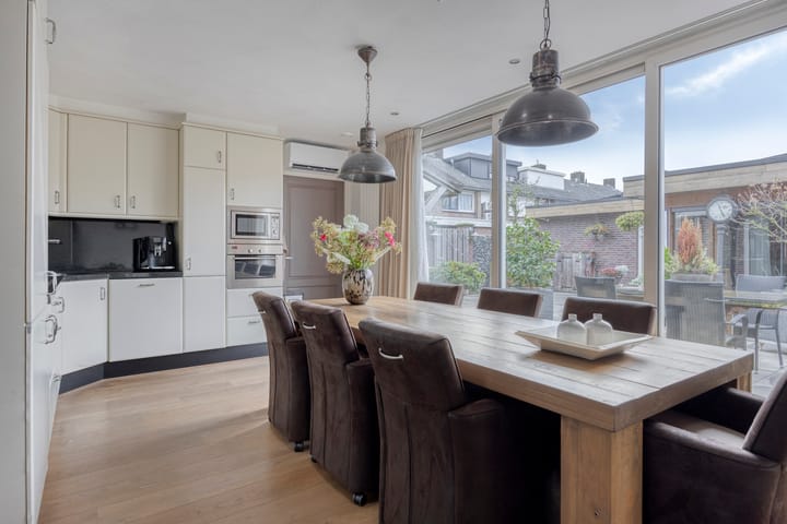 Photo 12 of Salmstraat 9