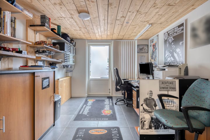 Photo 16 of Salmstraat 9