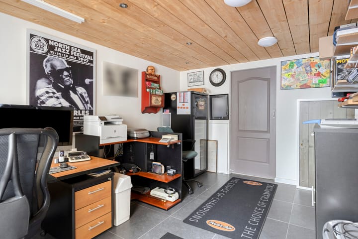 Photo 17 of Salmstraat 9