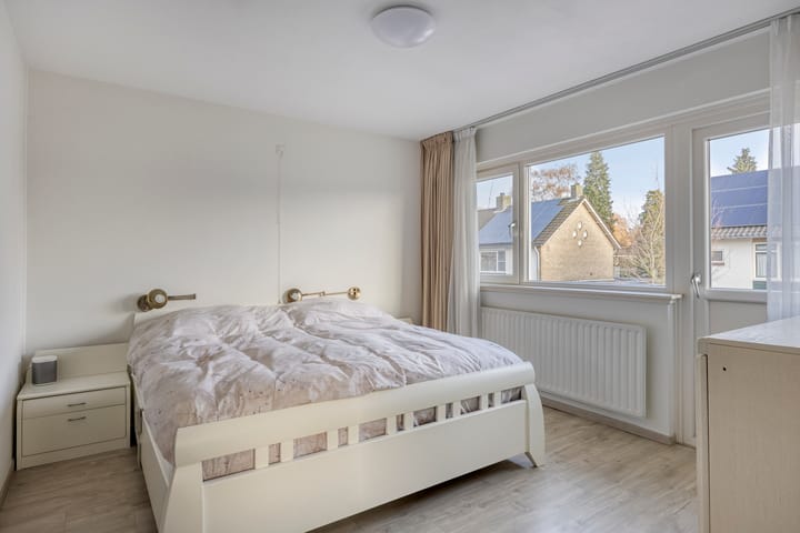 Photo 19 of Salmstraat 9