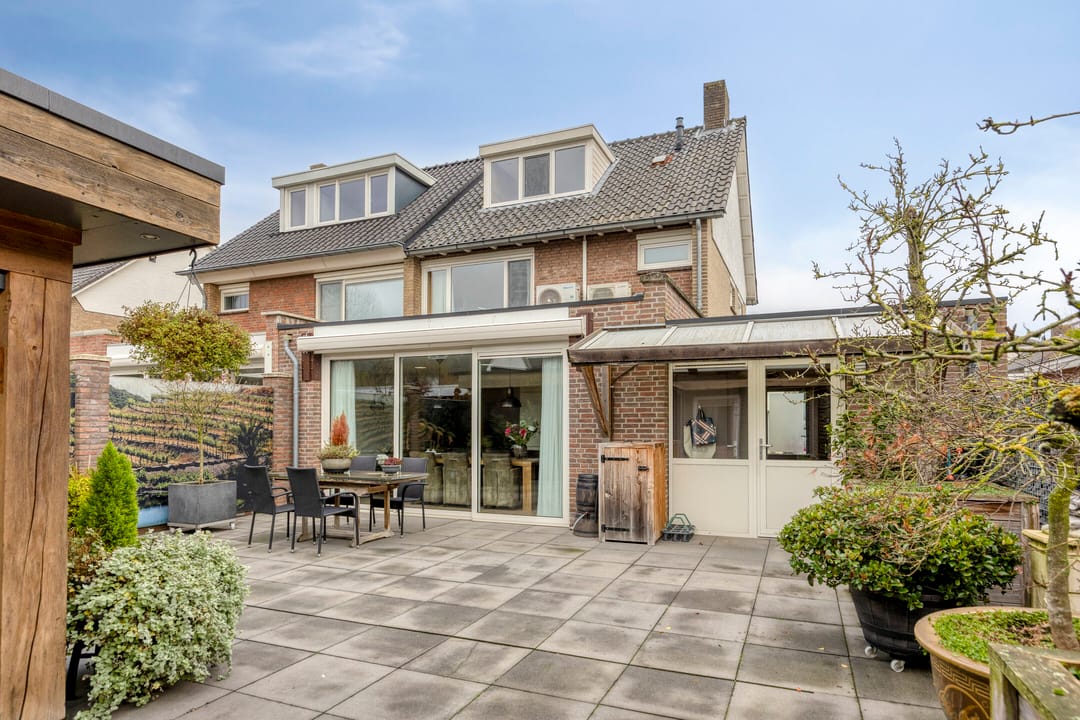 Foto 28 van Salmstraat 9