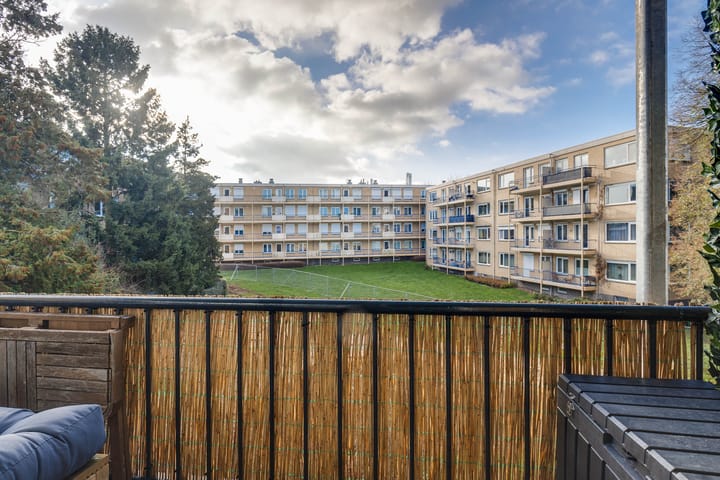 Photo 34 of Irenestraat 50