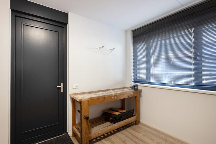 Photo 9 of Lievelderstraat 1