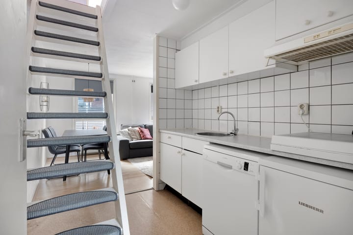 Photo 4 of Meerstraat 9