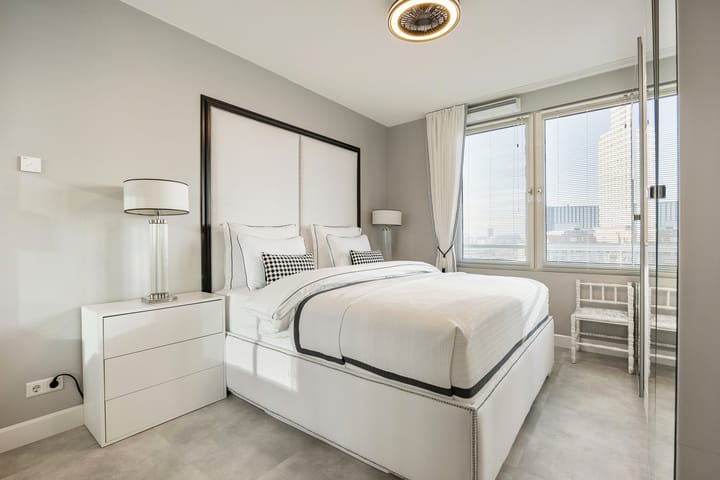 Photo 4 of Mary van der Sluisstraat 550