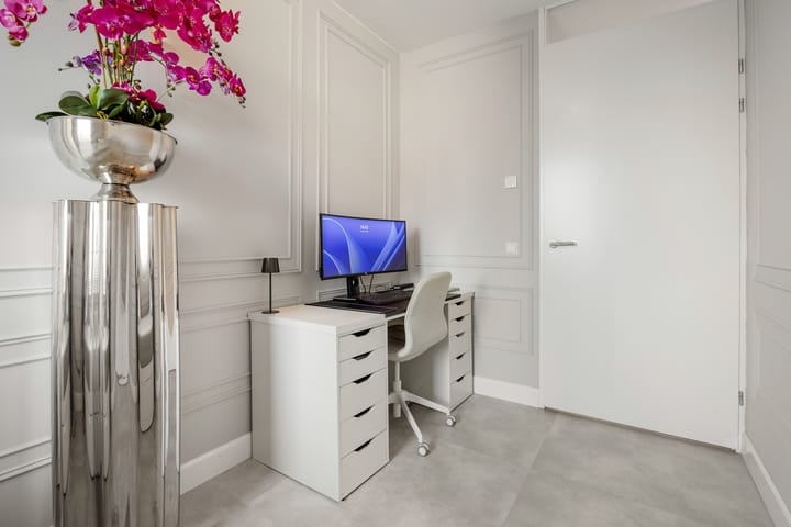 Photo 18 of Mary van der Sluisstraat 550