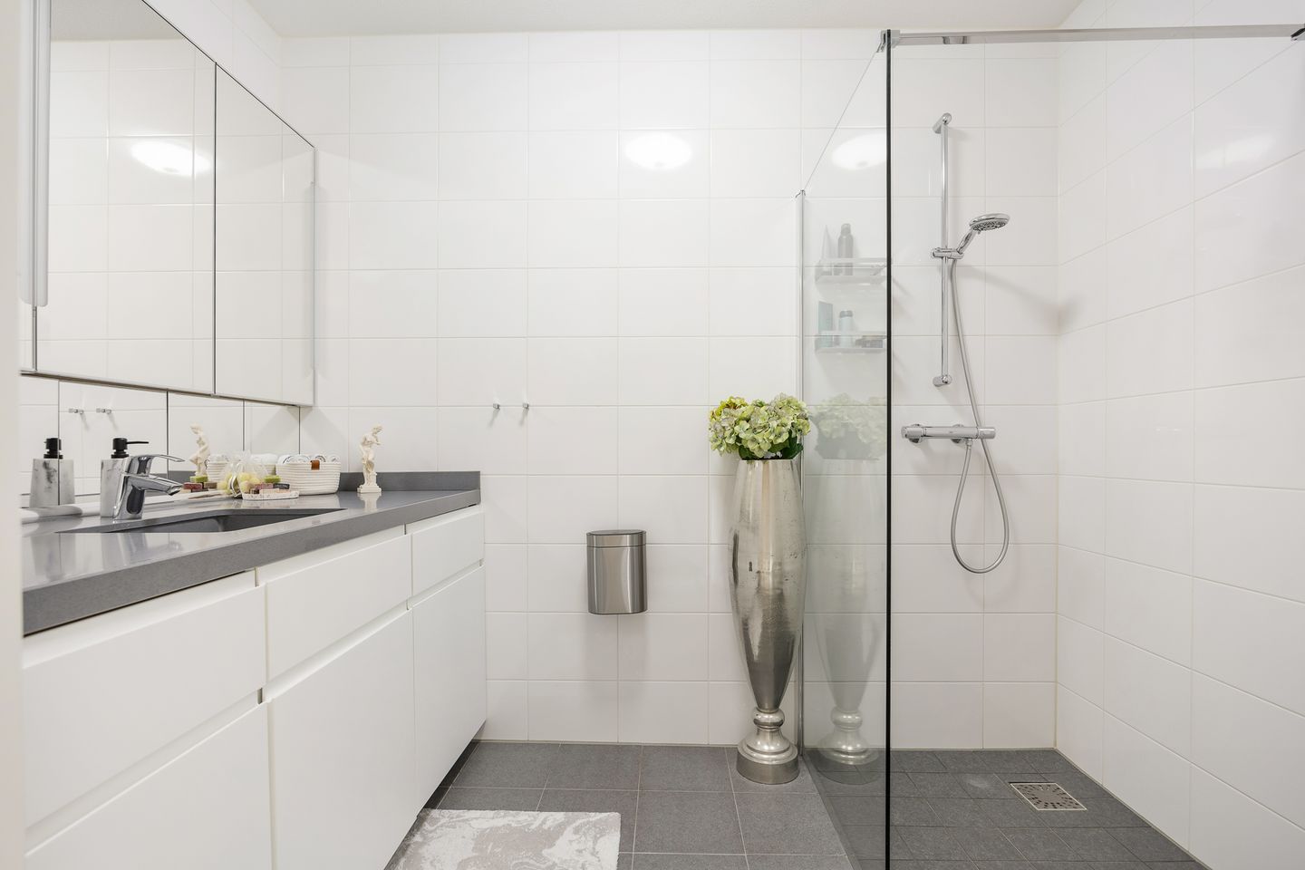 Foto 19 van Mary van der Sluisstraat 550