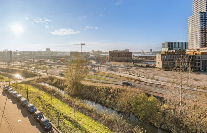 Photo 22 of Mary van der Sluisstraat 550