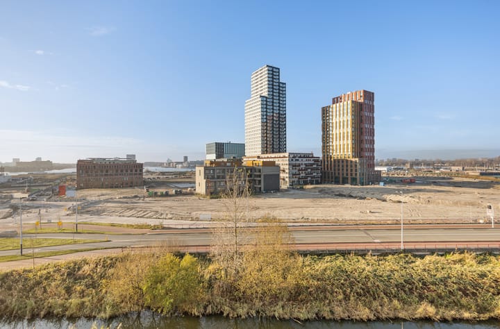 Photo 23 of Mary van der Sluisstraat 550