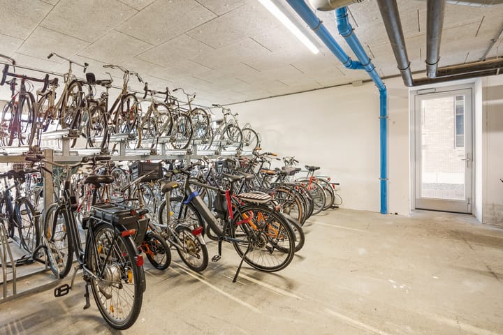 Photo 24 of Mary van der Sluisstraat 550