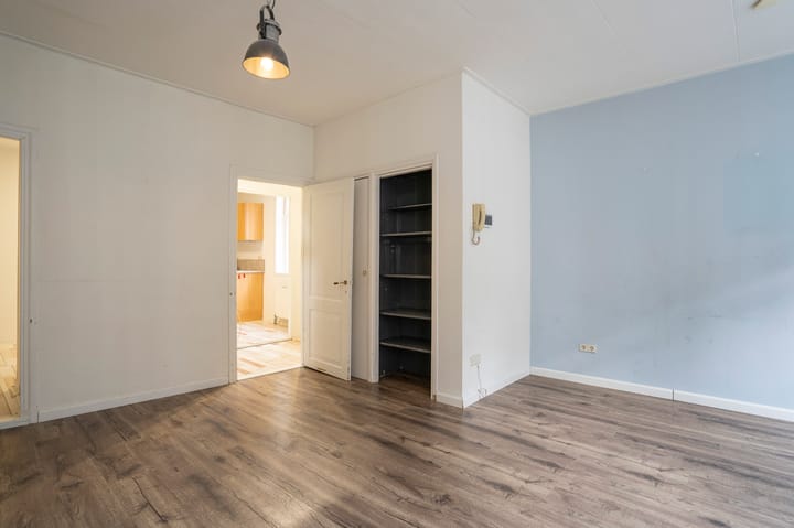 Photo 6 of Zusterstraat 1