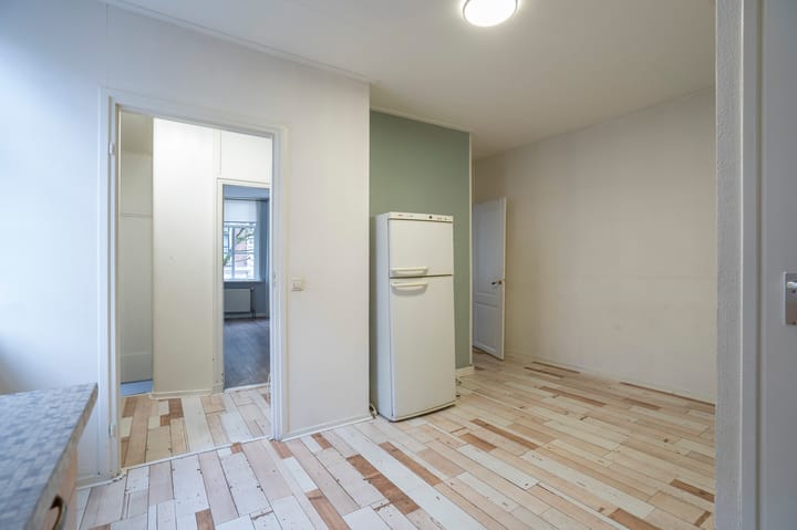 Photo 8 of Zusterstraat 1