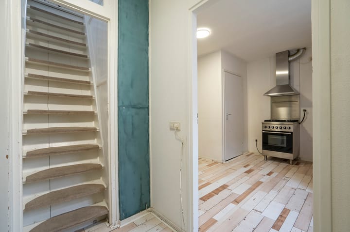 Photo 12 of Zusterstraat 1