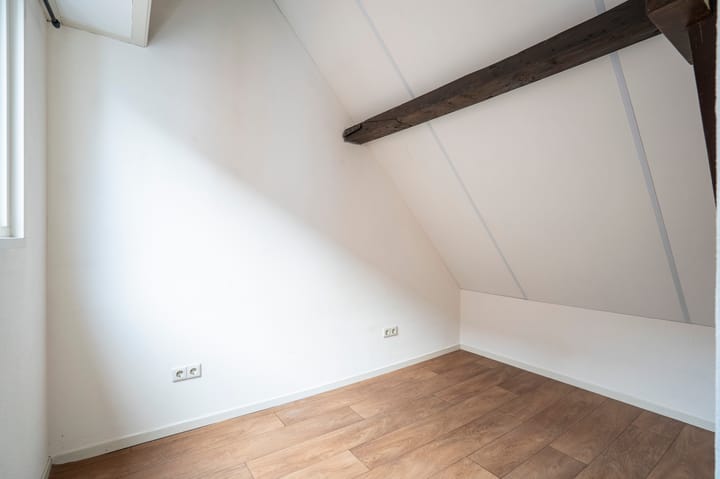 Photo 16 of Zusterstraat 1