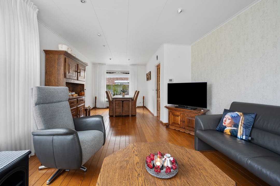 Foto 16 van Carboonlaan 6