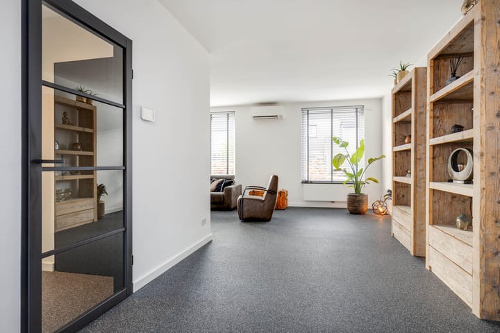 Foto 15 van Brederodestraat 19