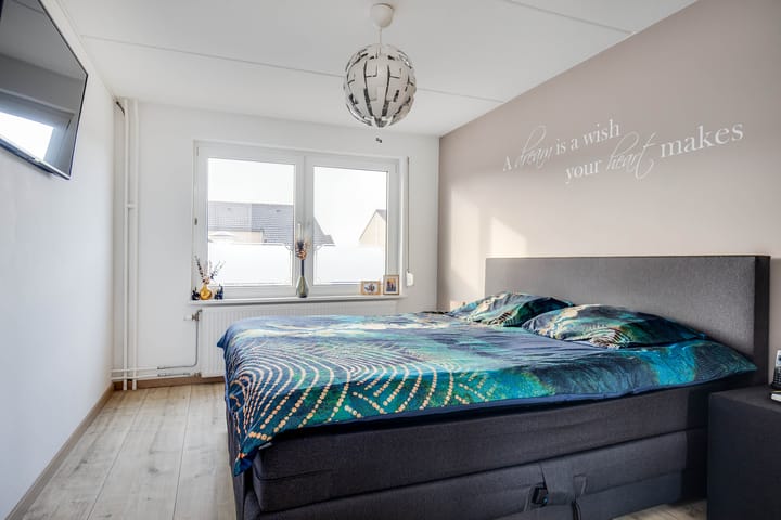 Foto 23 van Brederodestraat 19