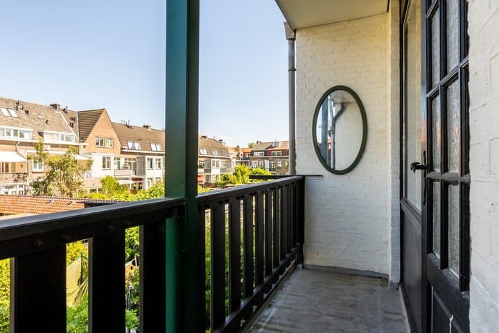 Photo 15 of Baroniestraat 24-A