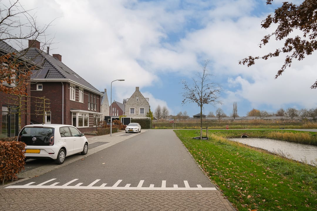 Foto 41 van G J Brenkmanlaan 6