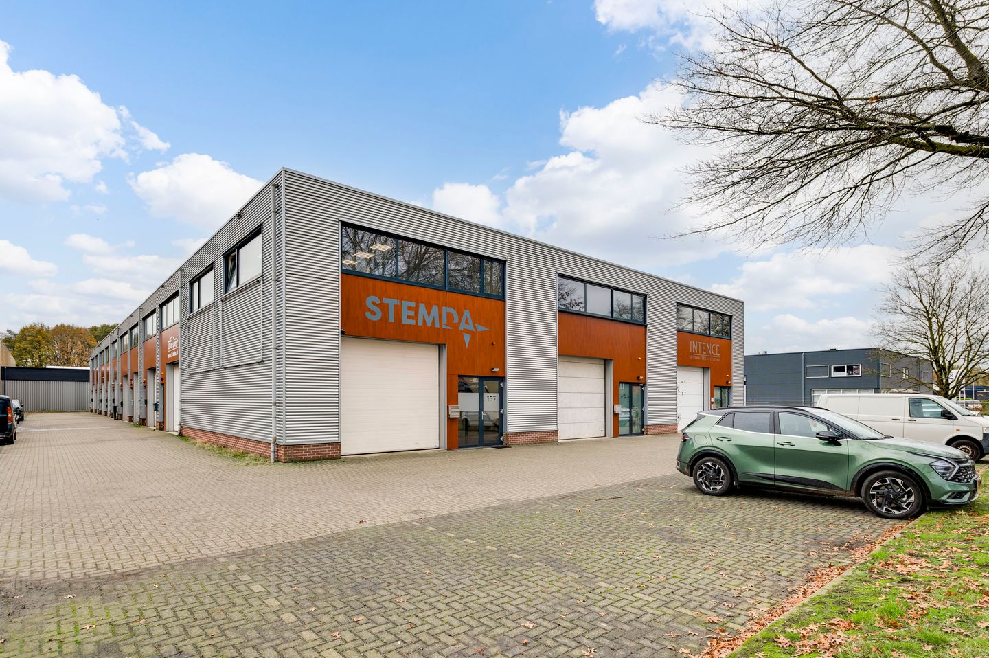 Bekijk foto 1 van Graafschap Hornelaan 157