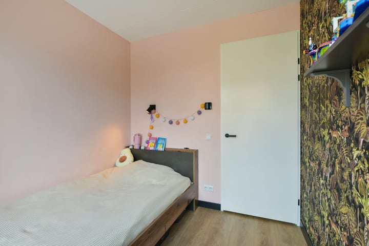 Foto 35 van Dirk Breebaartstraat 8