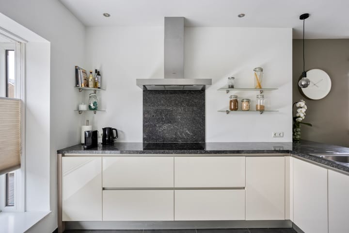 Photo 18 of Kerkstraat 24