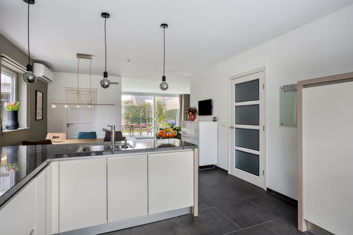 Photo 19 of Kerkstraat 24