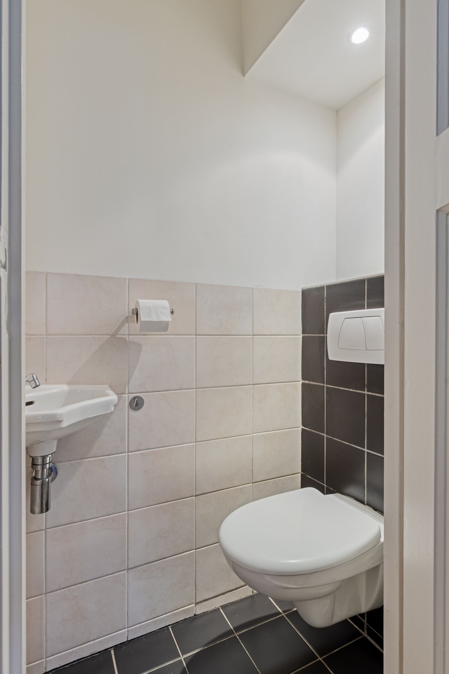 Foto 10 van Luzacstraat 11-B