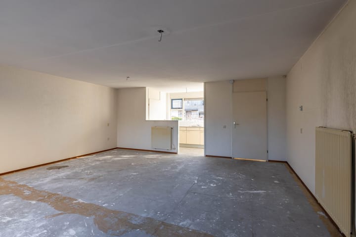 Photo 2 of Van Maerlantlaan 4