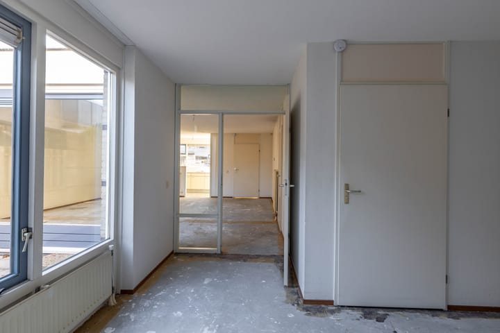 Photo 10 of Van Maerlantlaan 4