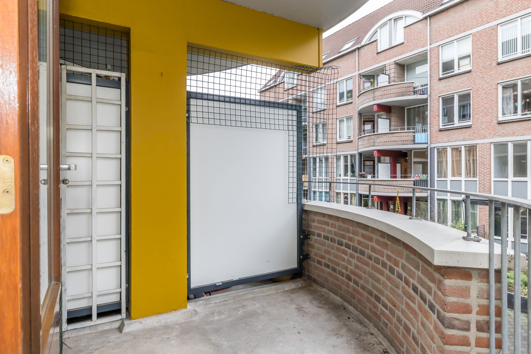 Photo 9 of Pompenstraat 16-B