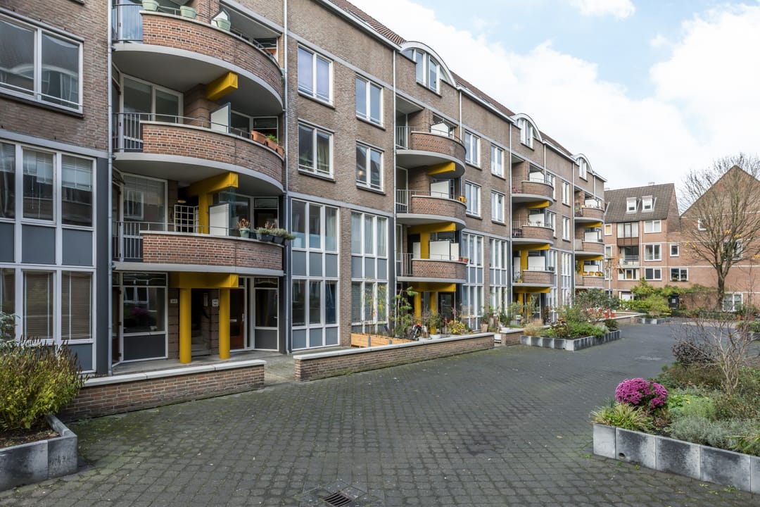 Photo 26 of Pompenstraat 16-B