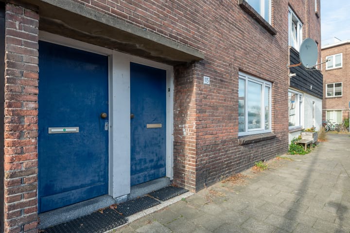 Photo 5 of Paramaribostraat 115