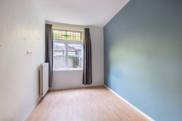 Photo 14 of Paramaribostraat 115