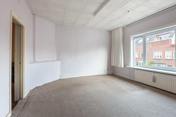 Photo 19 of Paramaribostraat 115