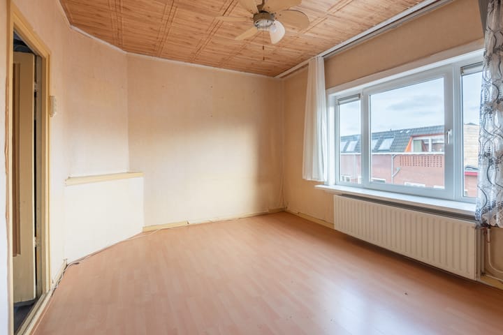 Photo 34 of Paramaribostraat 115