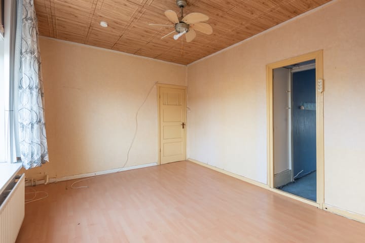 Photo 35 of Paramaribostraat 115