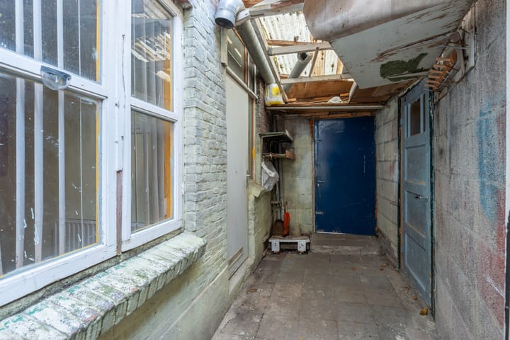 Photo 44 of Paramaribostraat 115