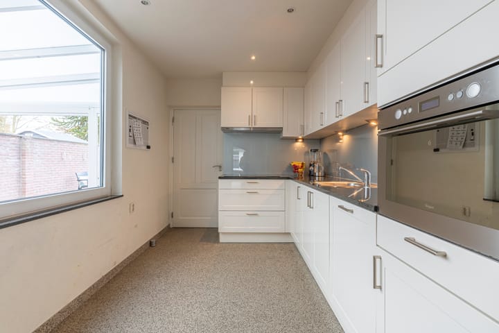 Photo 12 of Veldkuilstraat 61