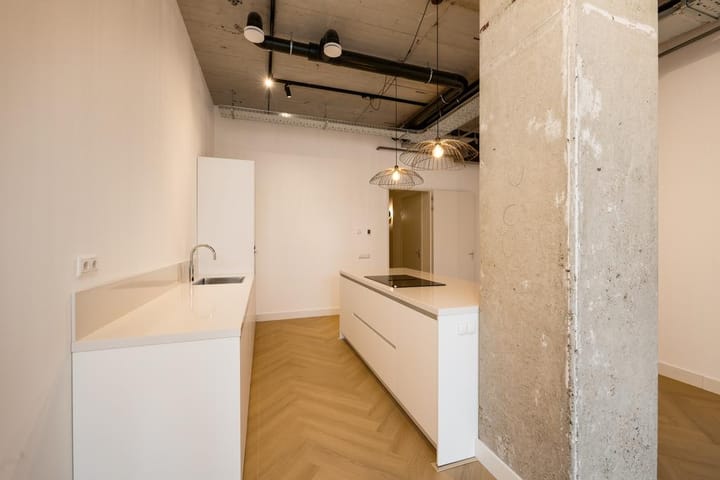 Photo 9 of Surinamepad 122