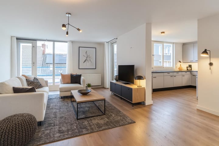 Foto 2 van Girostraat 18