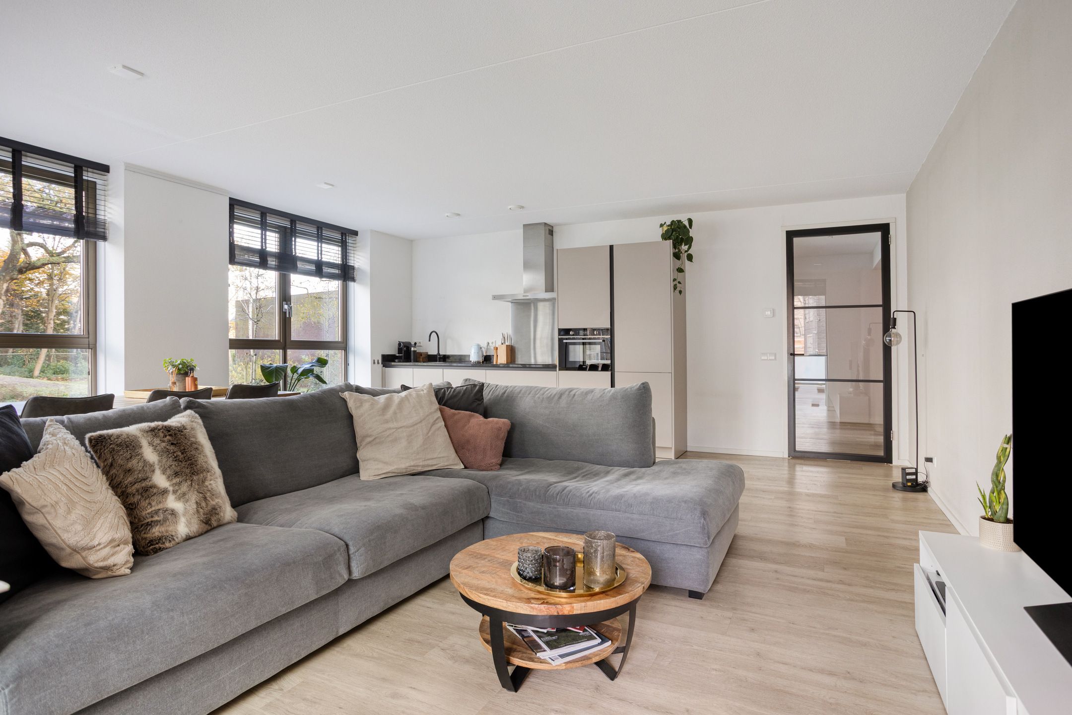 Foto 9 van Monseigneur van Leeuwenlaan 7-C