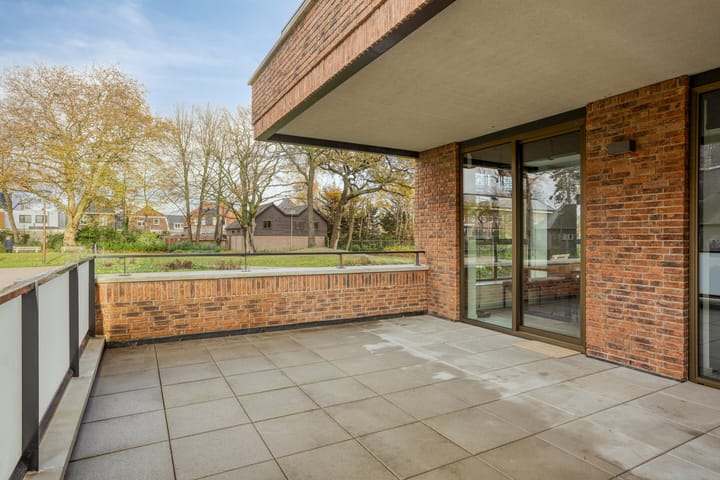 Foto 17 van Monseigneur van Leeuwenlaan 7-C