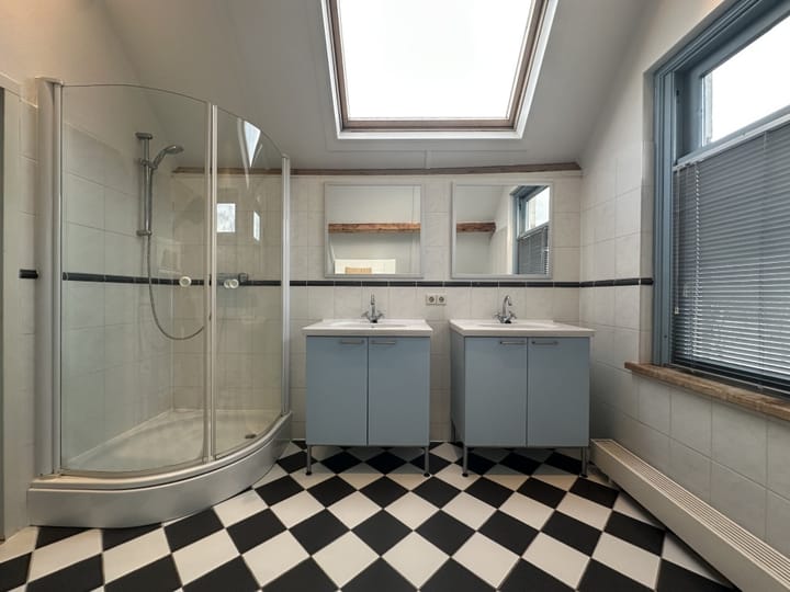 Foto 24 van Lambertusstraat 128-B02