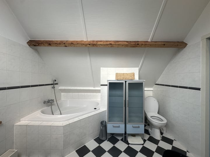 Foto 26 van Lambertusstraat 128-B02