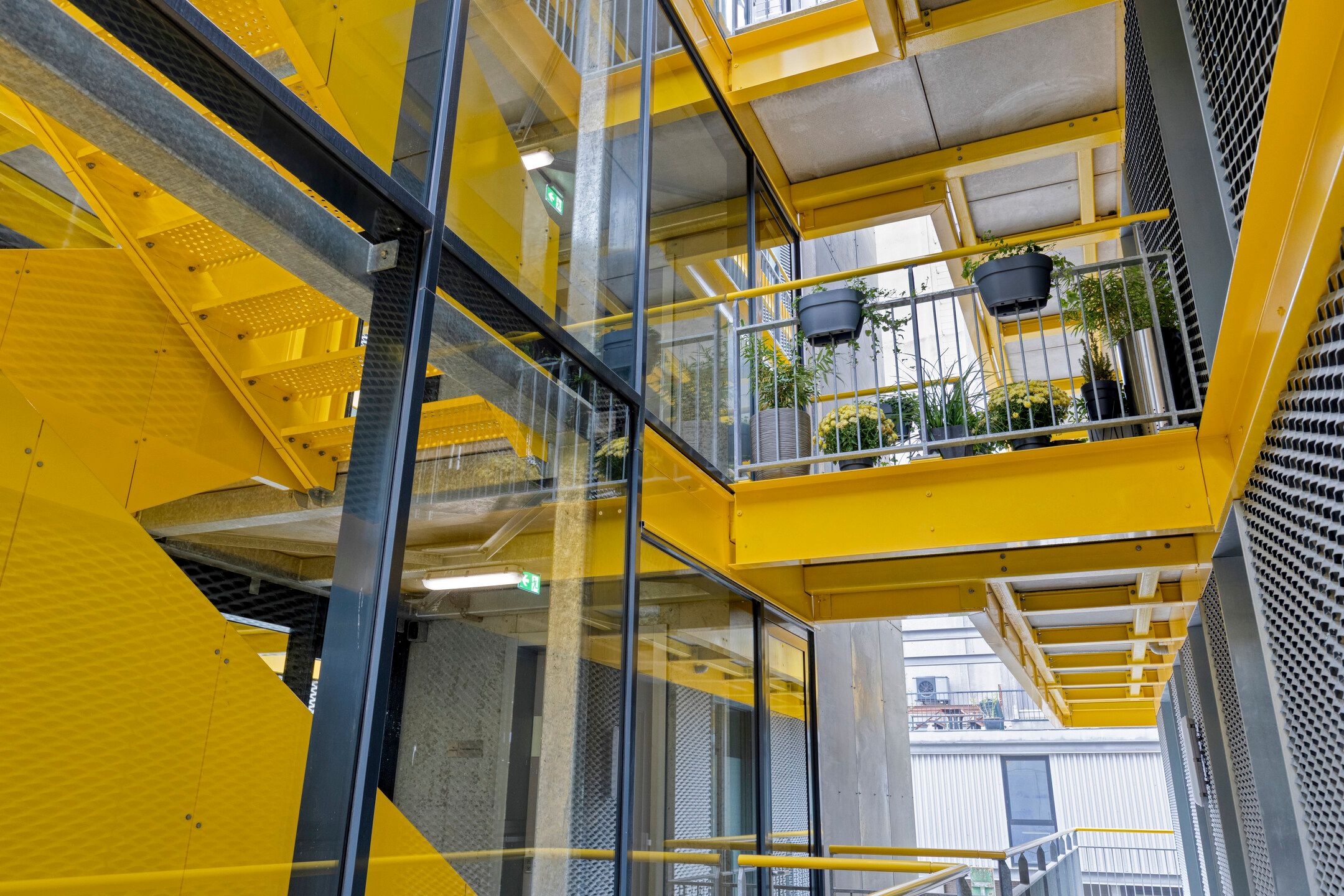 Photo 6 of Zuiderzeestraat 57