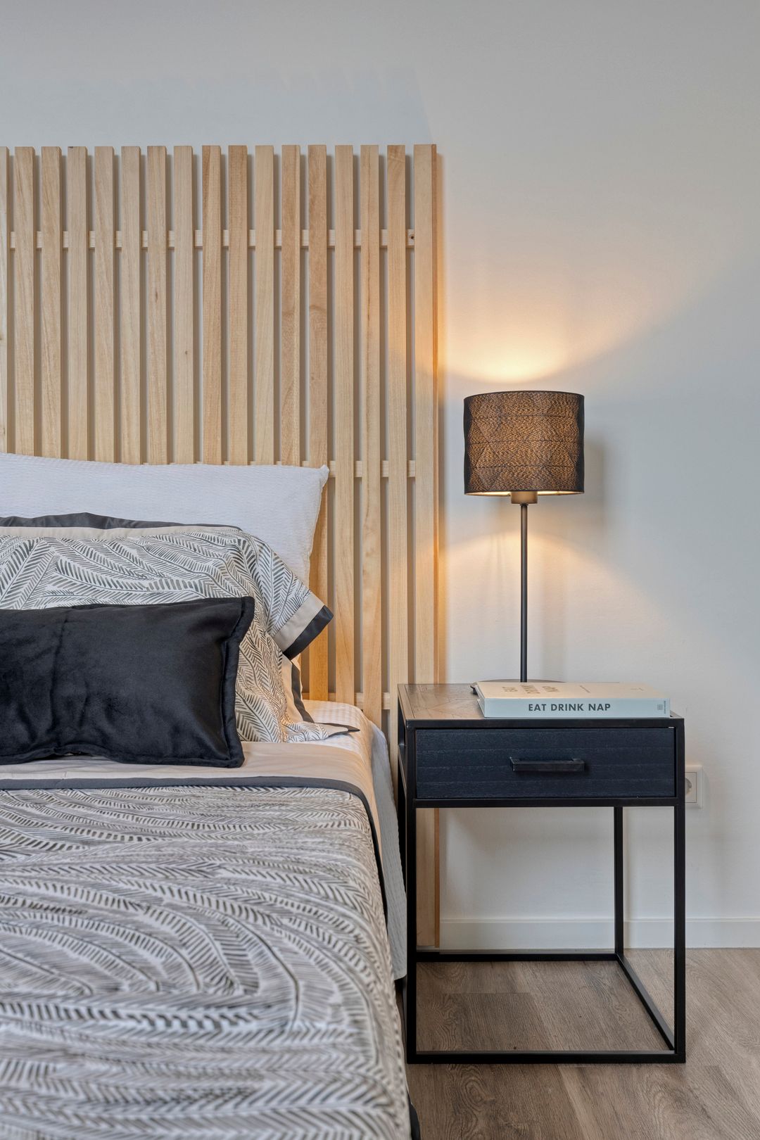 Photo 23 of Zuiderzeestraat 57